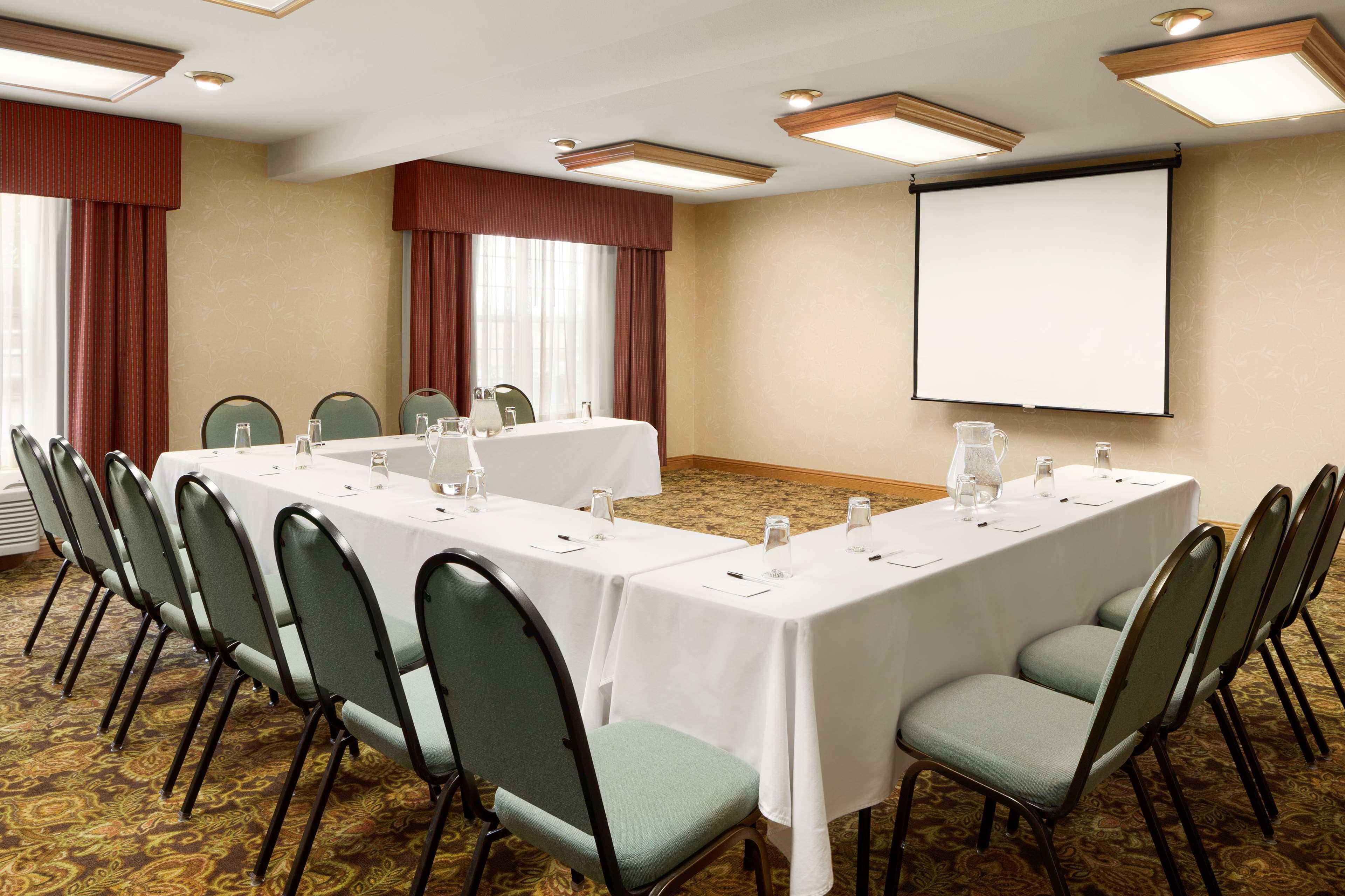 Country Inn & Suites By Radisson Kenosha - Pleasant Prairie Ngoại thất bức ảnh