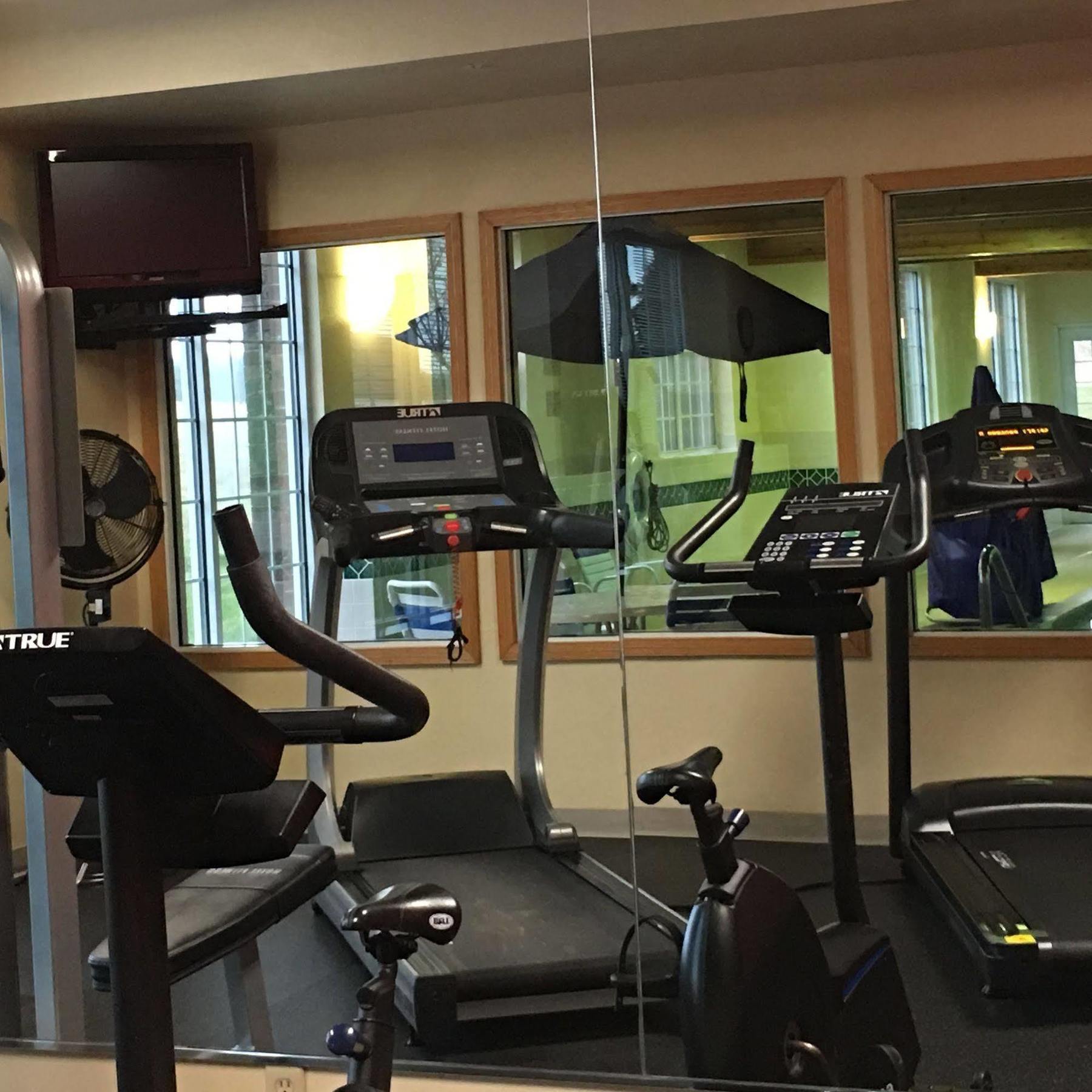 Country Inn & Suites By Radisson Kenosha - Pleasant Prairie Ngoại thất bức ảnh