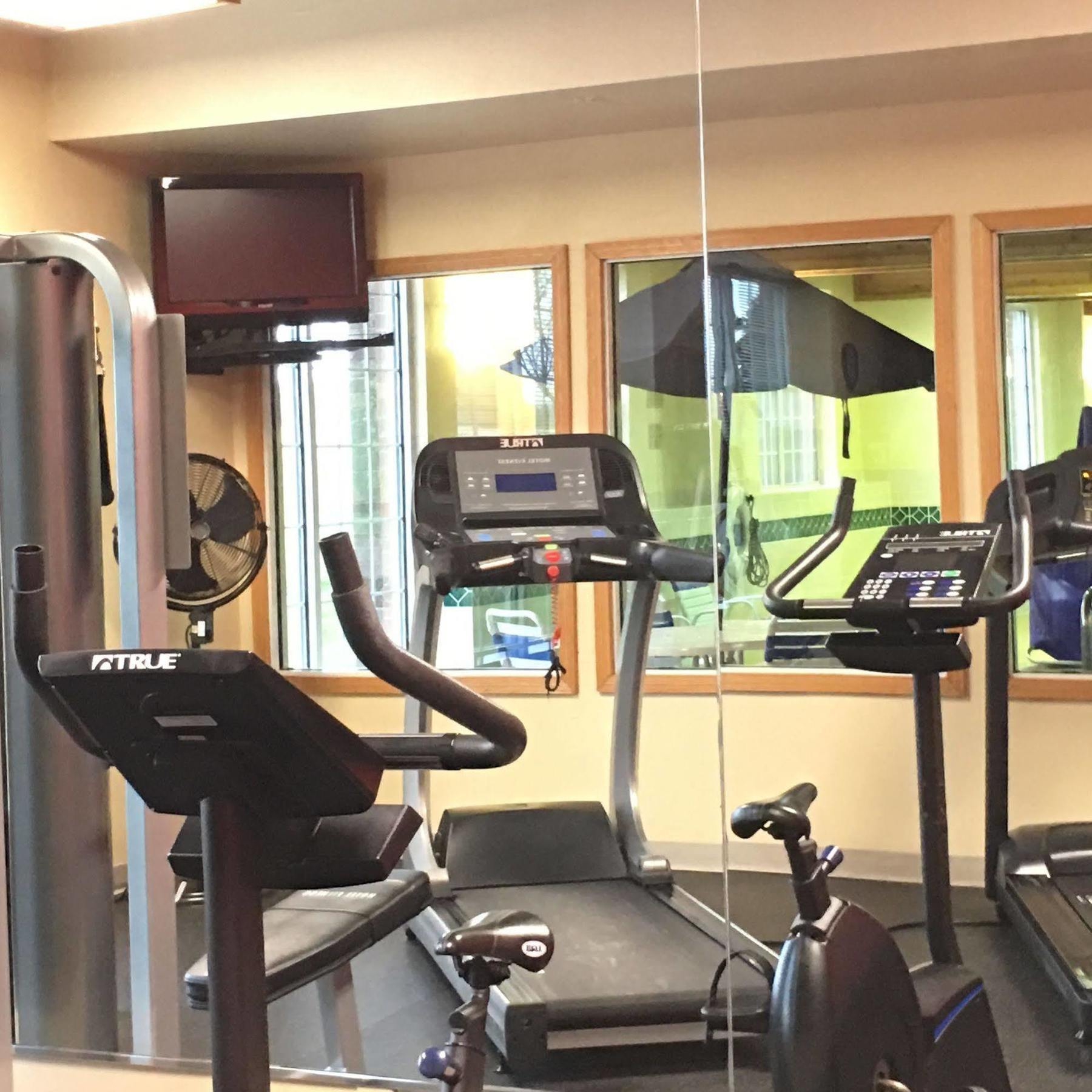 Country Inn & Suites By Radisson Kenosha - Pleasant Prairie Ngoại thất bức ảnh